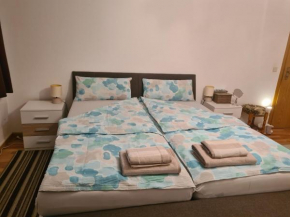 Private Zimmer in einer Wohngemeinschaft für die Nacht in der Nähe des Flughafens Halle Leipzig